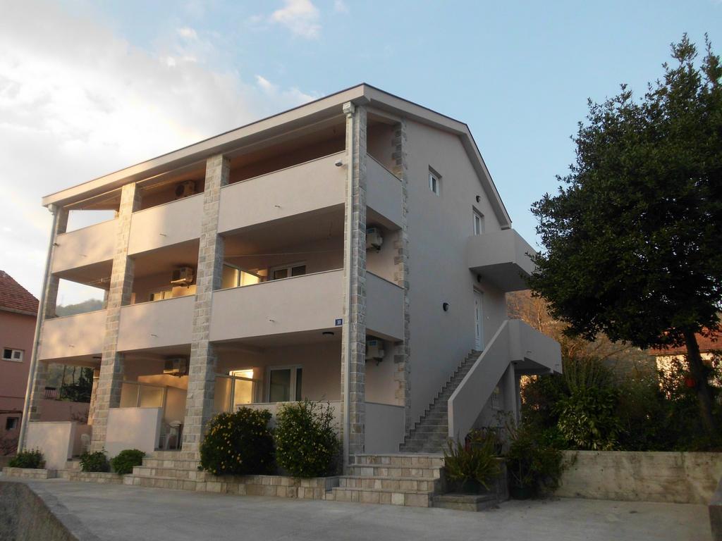 Apartments Samardzic Tivat Exterior photo